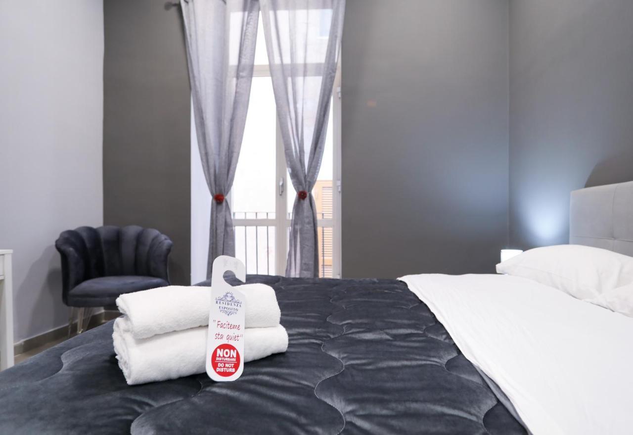 Residenza Esposito Economy Rooms Νάπολη Εξωτερικό φωτογραφία