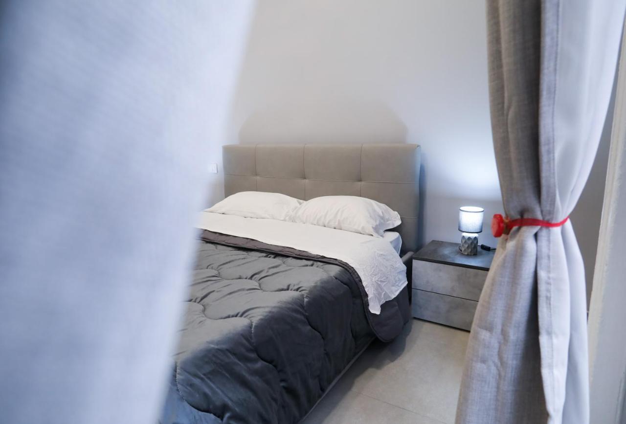 Residenza Esposito Economy Rooms Νάπολη Εξωτερικό φωτογραφία