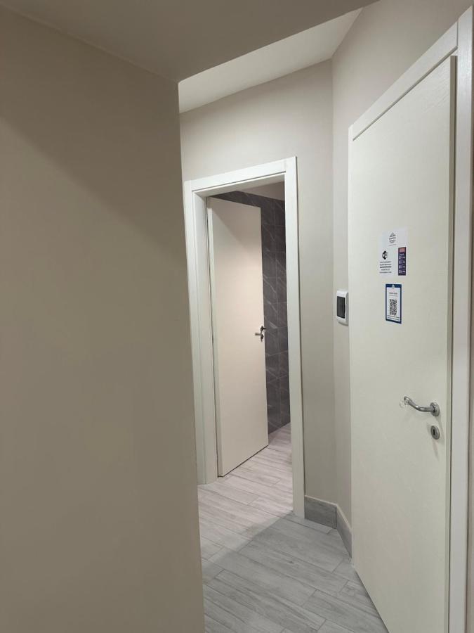 Residenza Esposito Economy Rooms Νάπολη Εξωτερικό φωτογραφία
